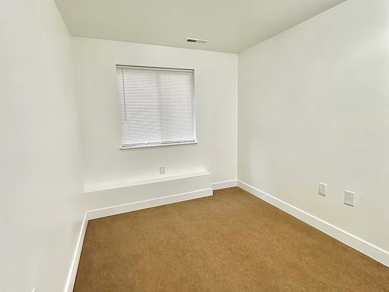 5155 66th Dr NE #B — Photo 8