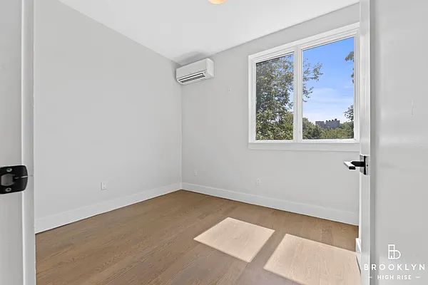 Rented by Brooklyn High Rise LLC | media 18