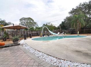 148 NW Lincoln Cir N, Saint Petersburg, FL 33702