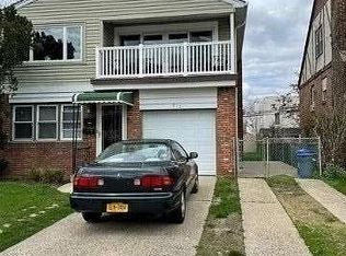 317 E Olive St, Long Beach, NY 11561