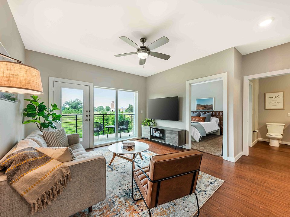 Spacious Floorplan