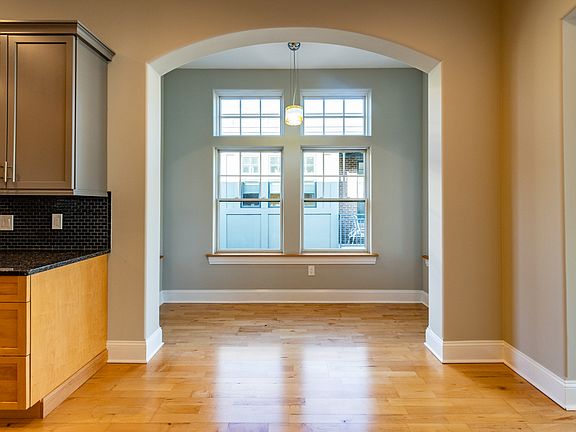 2nd image of 30 Whistler Ct Unit 231