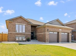 1334 Deer Run Trl, Lakeshore, ON N0R1A0