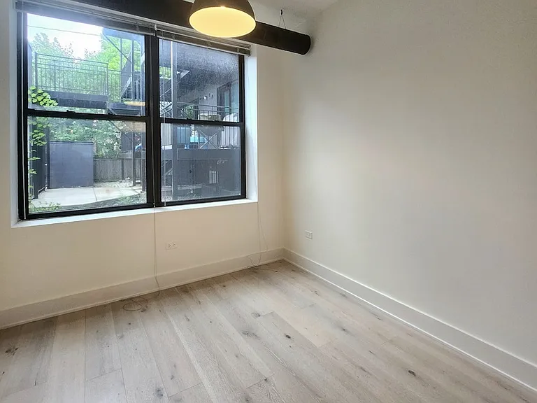 3228 W Palmer St #5 — Photo 11