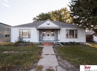 316 N Kansas St, Superior, NE 68978