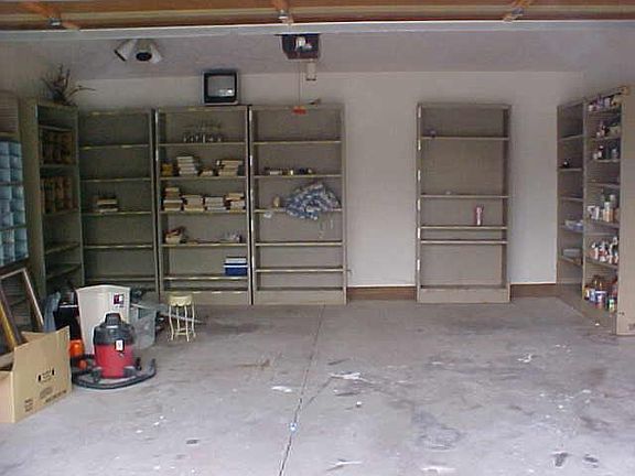 4th image of 2923 Grassy Creek Dr