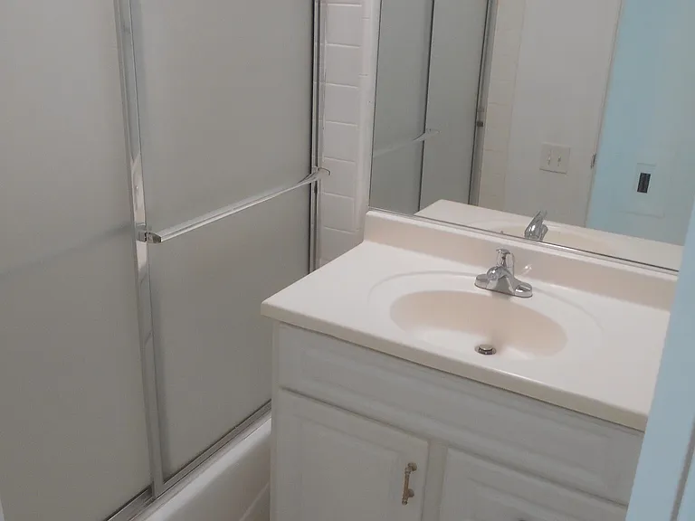 325 Bay Street, Santa Monica, Ca. 90405 — Photo 27