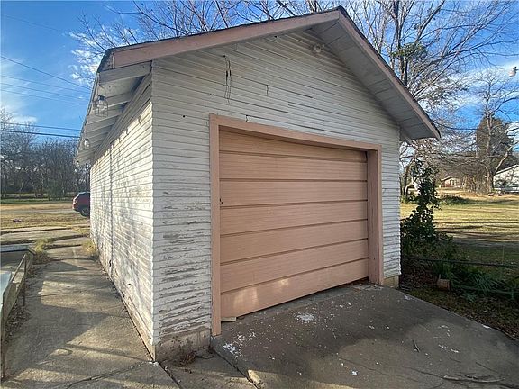 5th image of 1219 S Mekusukey Ave