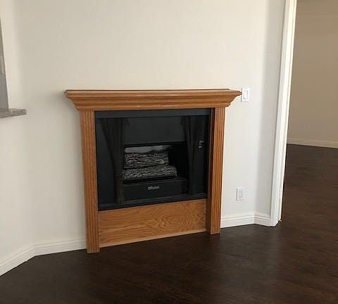 5th image of 13719 Oxnard St #204