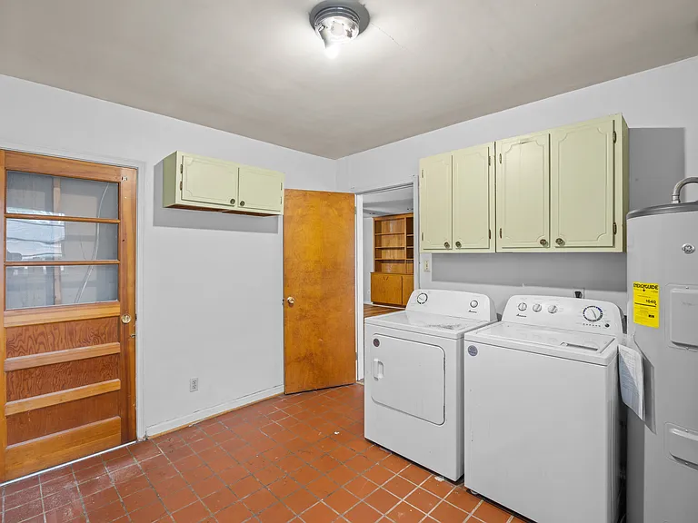 3932 Meredith Dr — Photo 4