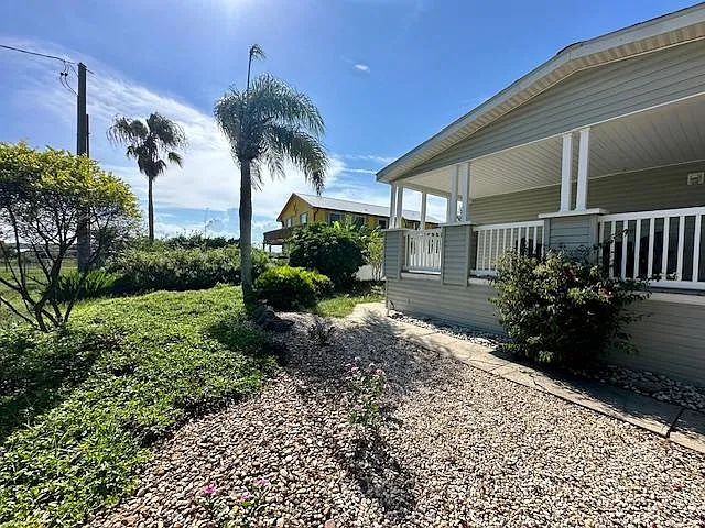 292 Majorca Rd — Photo 2