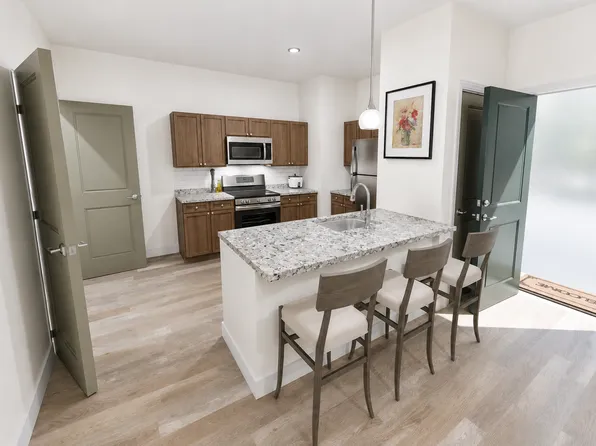 Reverb Apartments