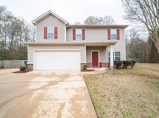 1 Brentwood Dr, Phenix City, AL 36869