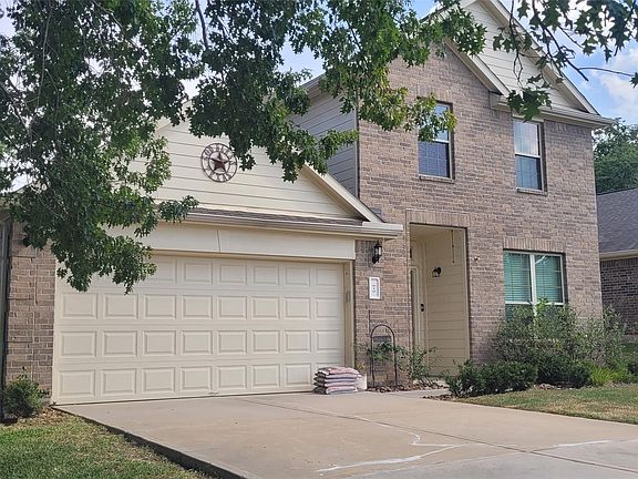 2nd image of 610 Lake View Dr