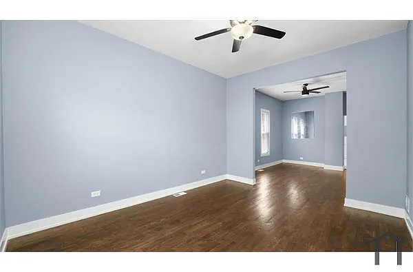 Building Photo - 7924 S Lowe Ave #1