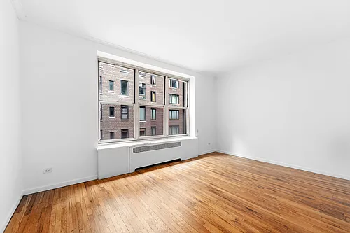 330 E 58th St #3F Photo 1