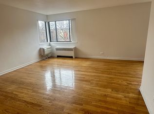 1512 W Farwell Ave APT 2A, Chicago, IL 60626