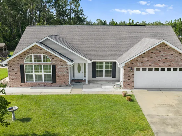 99 Jennifer Ln, Baxley, GA 31513