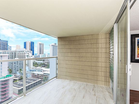 5th image of 445 Seaside Ave APT 1915