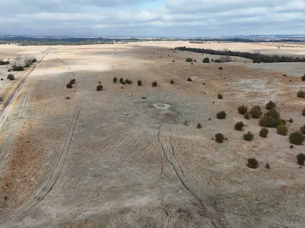 1 890th Rd, Ainsworth, NE 69210