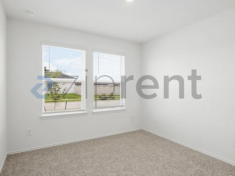 31306 Bentley Pines Dr — Photo 4