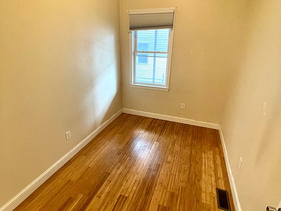 3rd image of 47 Orleans St #1