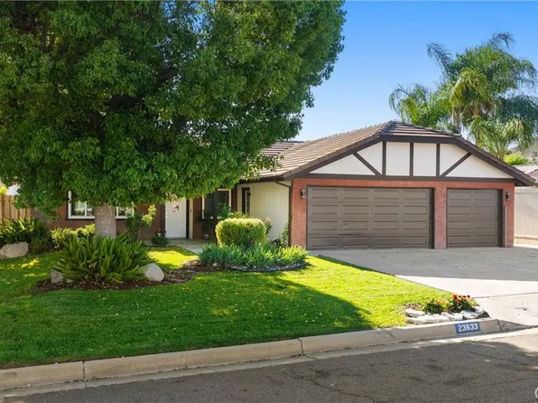 23633 Fair Weather Dr, Canyon Lake, CA 92587