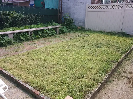 Rented by Signature Spaces NYC Corp | media 42