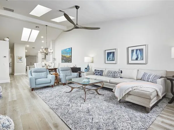 6633 Trident WAY, NAPLES, FL 34108