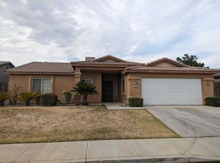 5026 La Pinta Maria Dr, Bakersfield, CA 93307