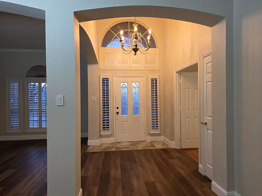 4 bed, 2.5 bath, 2630 sqft, $2,800 — Photo 3