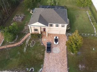 18131 Parrot Rd, Weeki Wachee, FL 34614