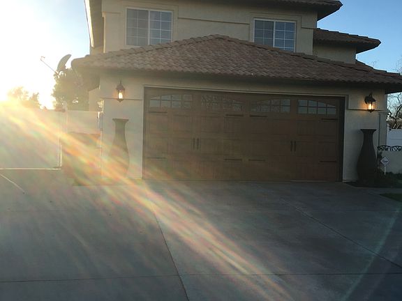 2nd image of 6990 Loma Vista Ave