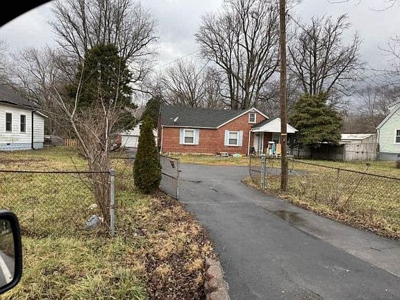 2nd image of 7630 3rd Street Rd