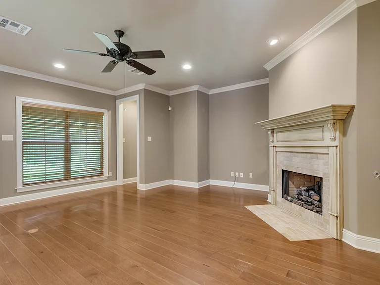 103 Ashville Ln — Photo 6