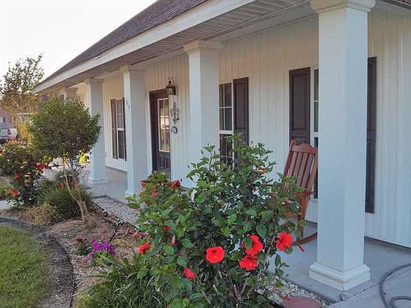 2nd image of 1010 Bayouland Dr