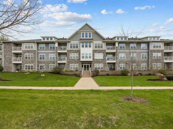 260 N Scott Blvd Unit 305, Iowa City, IA 52245