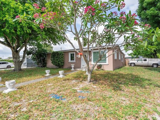 840 N 68th Ter, Hollywood, FL 33024