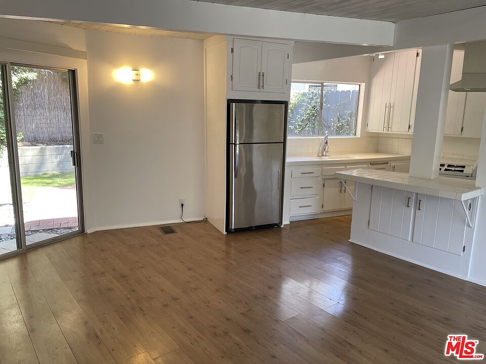 1st image of 2154 N Beverly Glen Blvd