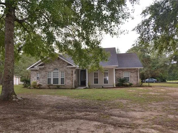 25477 S Choctaw Dr, Franklinton, LA 70438