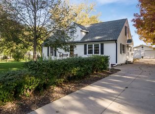 512 W Market St, Lisbon, IA 52253