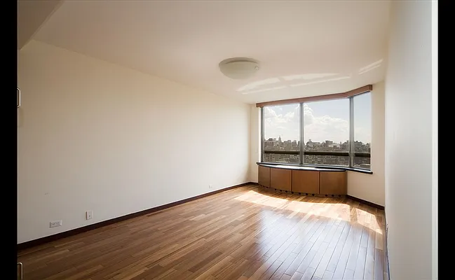 Rented by Douglas Elliman | media 41