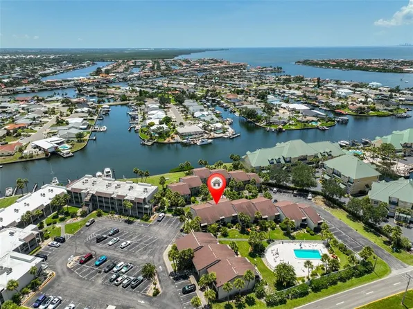 1028 Apollo Beach Blvd APT 8, Apollo Beach, FL 33572