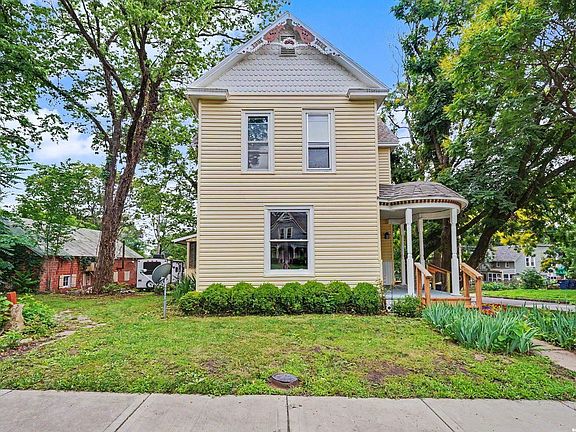 3rd image of 803 Church St