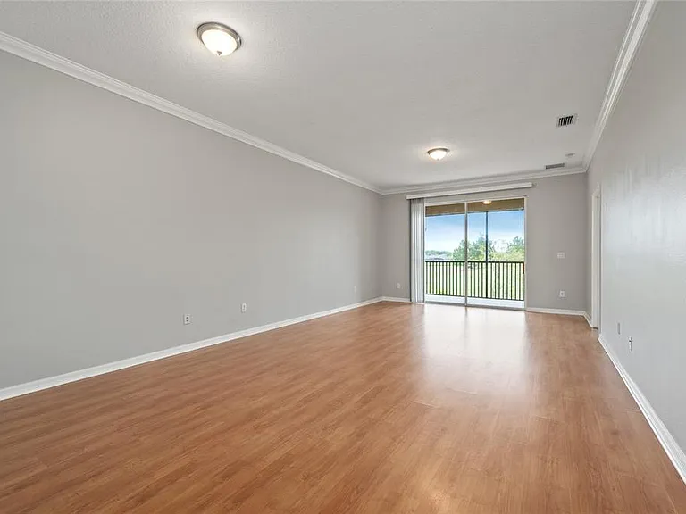 9417 Myrtle Creek Ln #611 — Photo 7