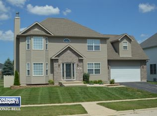 692 Persimmon St, Dekalb, IL 60115