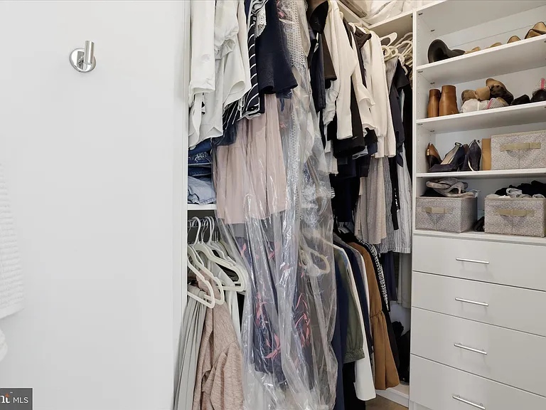 7331 Blade Dr — Photo 32