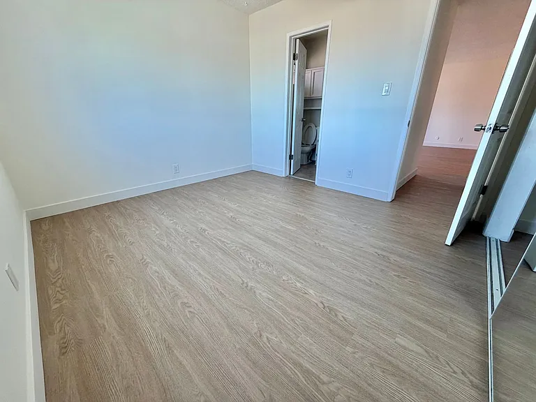 336 Bungalow Dr — Photo 8