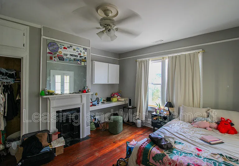 208 Calhoun St #B — Photo 13