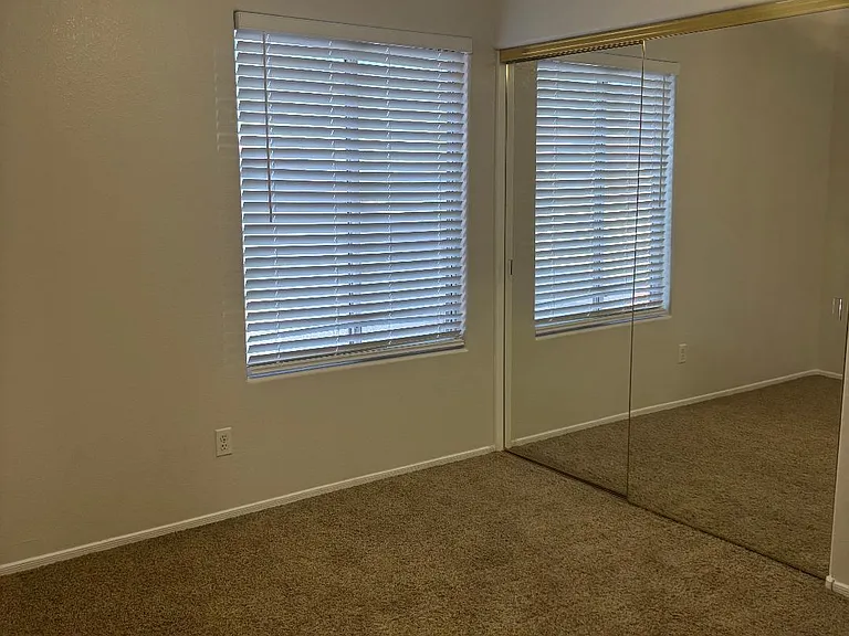 12740 N 58th Dr — Photo 13